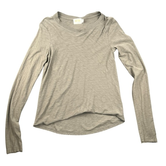 Nation LTD Women's Pale Green Long Sleeve Hi-Low Top In Size S - Picture 1 of 7